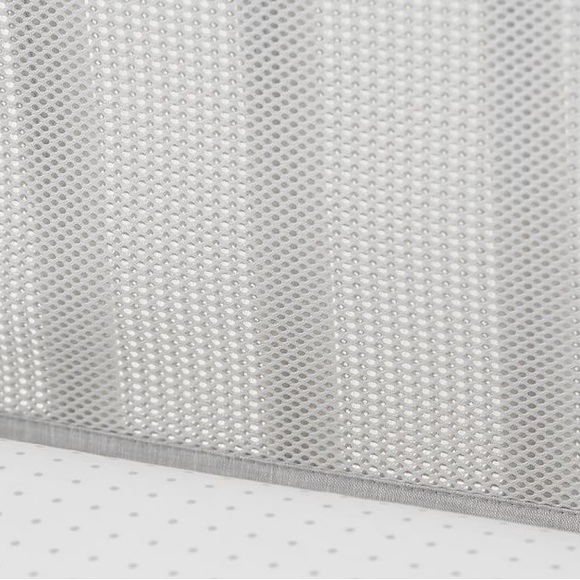 Pottery Barn Breathable Crib Liner - Picture 4 of 5